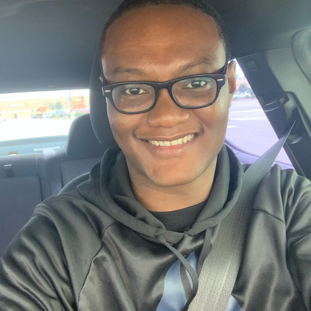 Meet your Posher, Alejandro